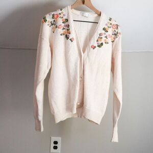 VTG Vanderbilt Floral Embroidered Sweater Medium